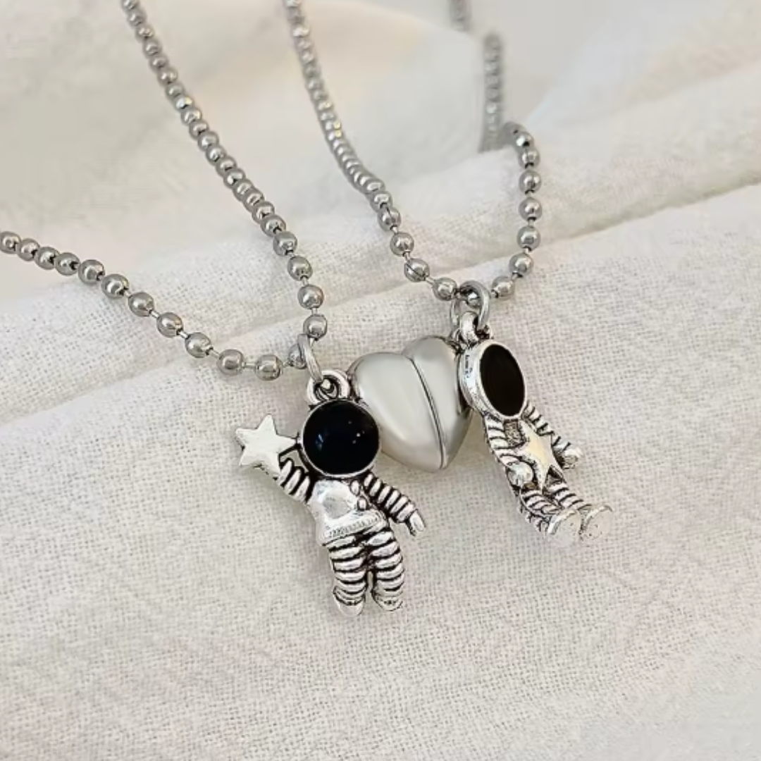 Collar magnética de mejores amigas de la pareja astronauta