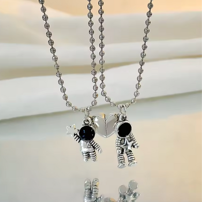 Collar magnética de mejores amigas de la pareja astronauta